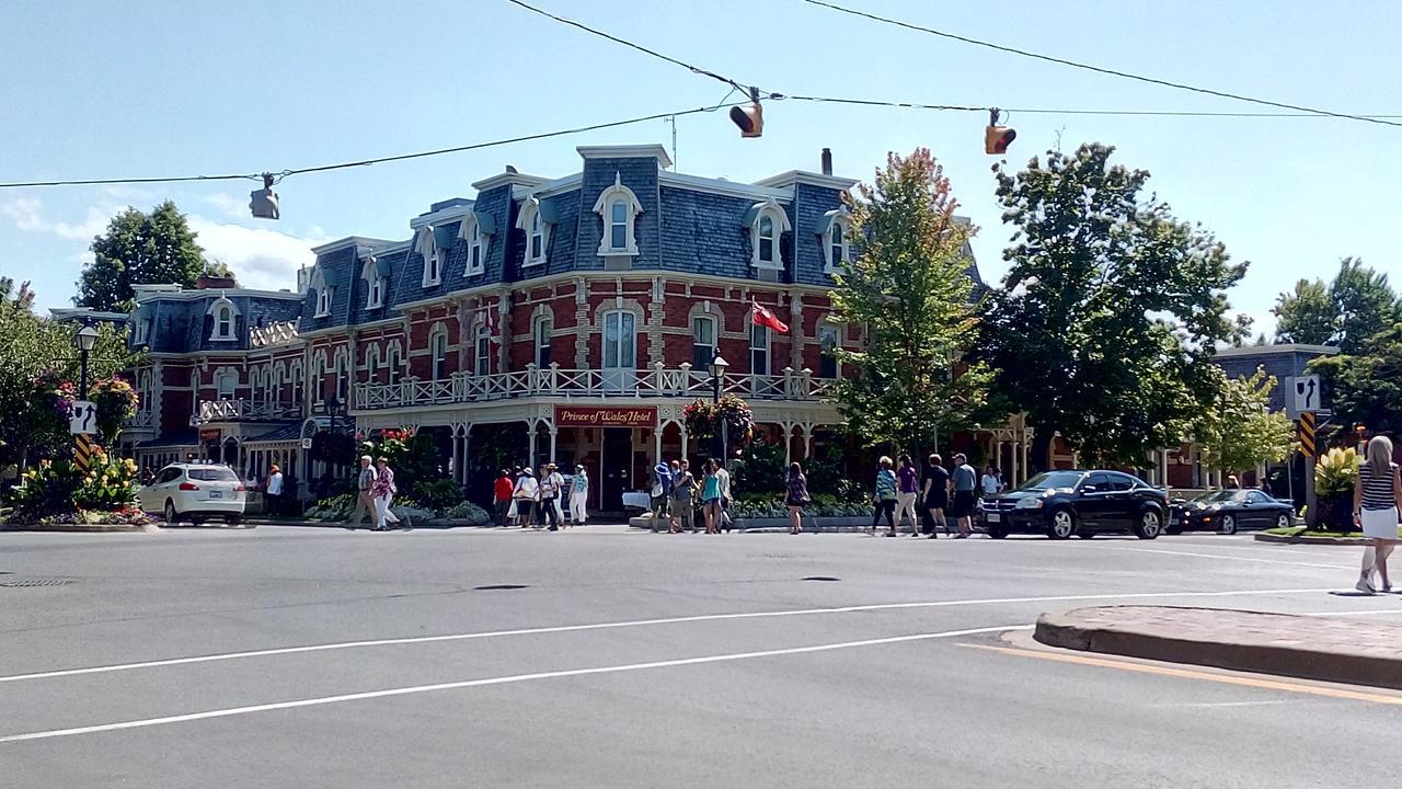 The White House Boutique Bed & Breakfast
